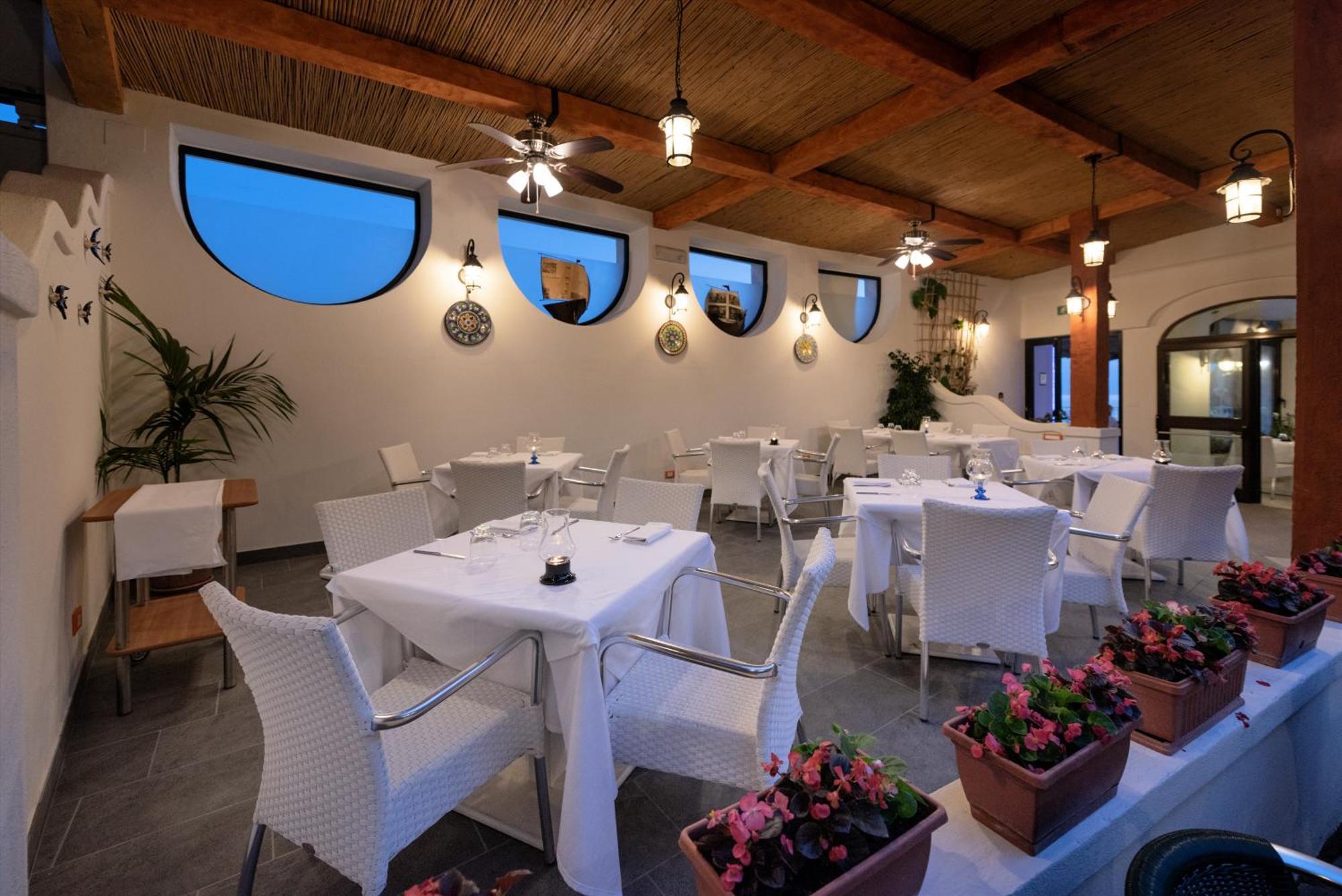 Hotel Villa Sirena Sant'Angelo  Buitenkant foto