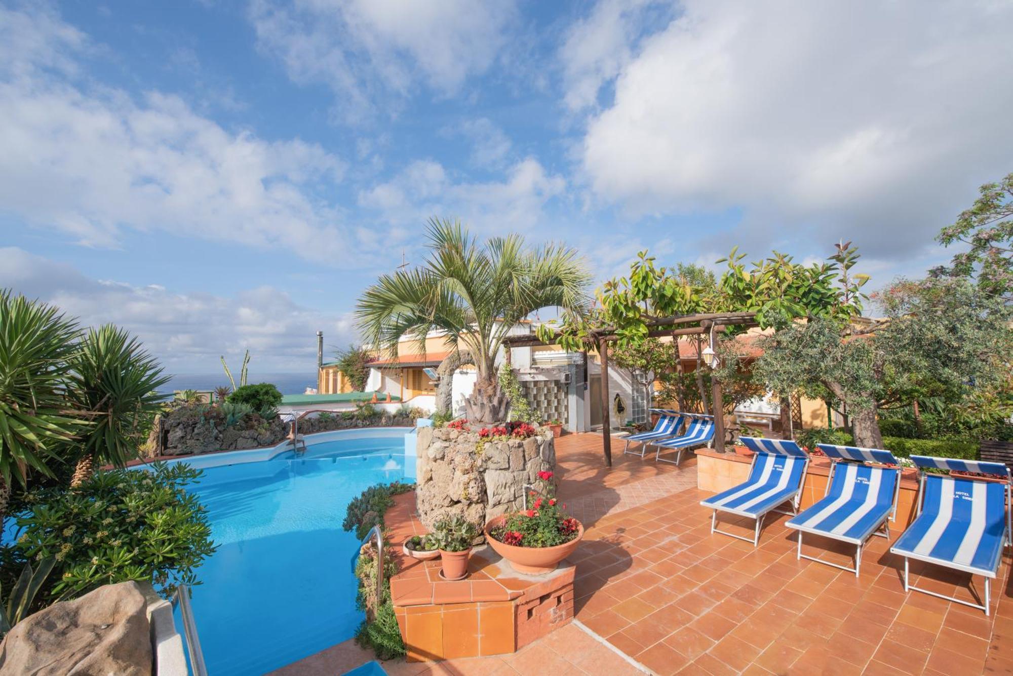 Hotel Villa Sirena Sant'Angelo  Buitenkant foto