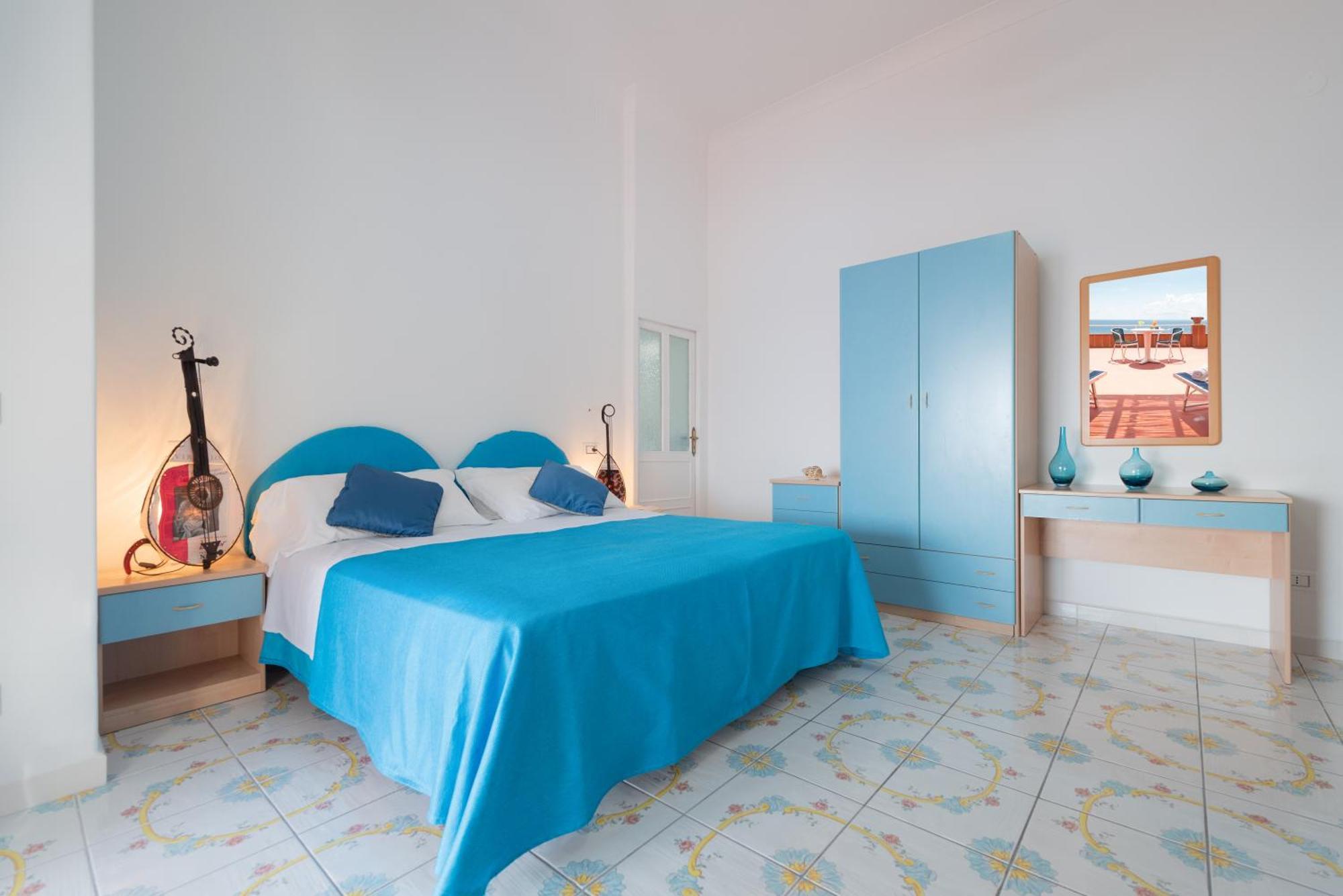 Hotel Villa Sirena Sant'Angelo  Buitenkant foto