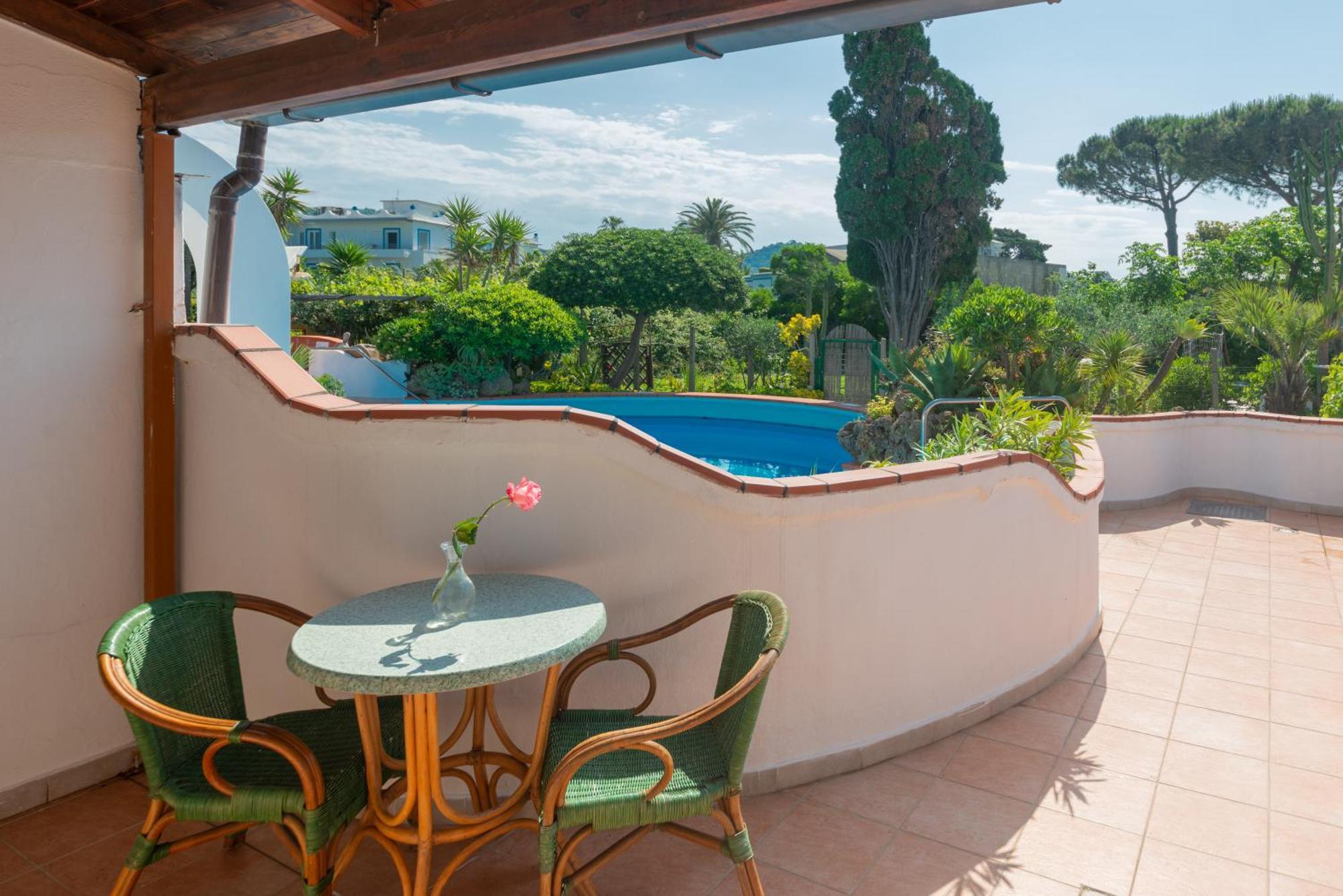 Hotel Villa Sirena Sant'Angelo  Buitenkant foto