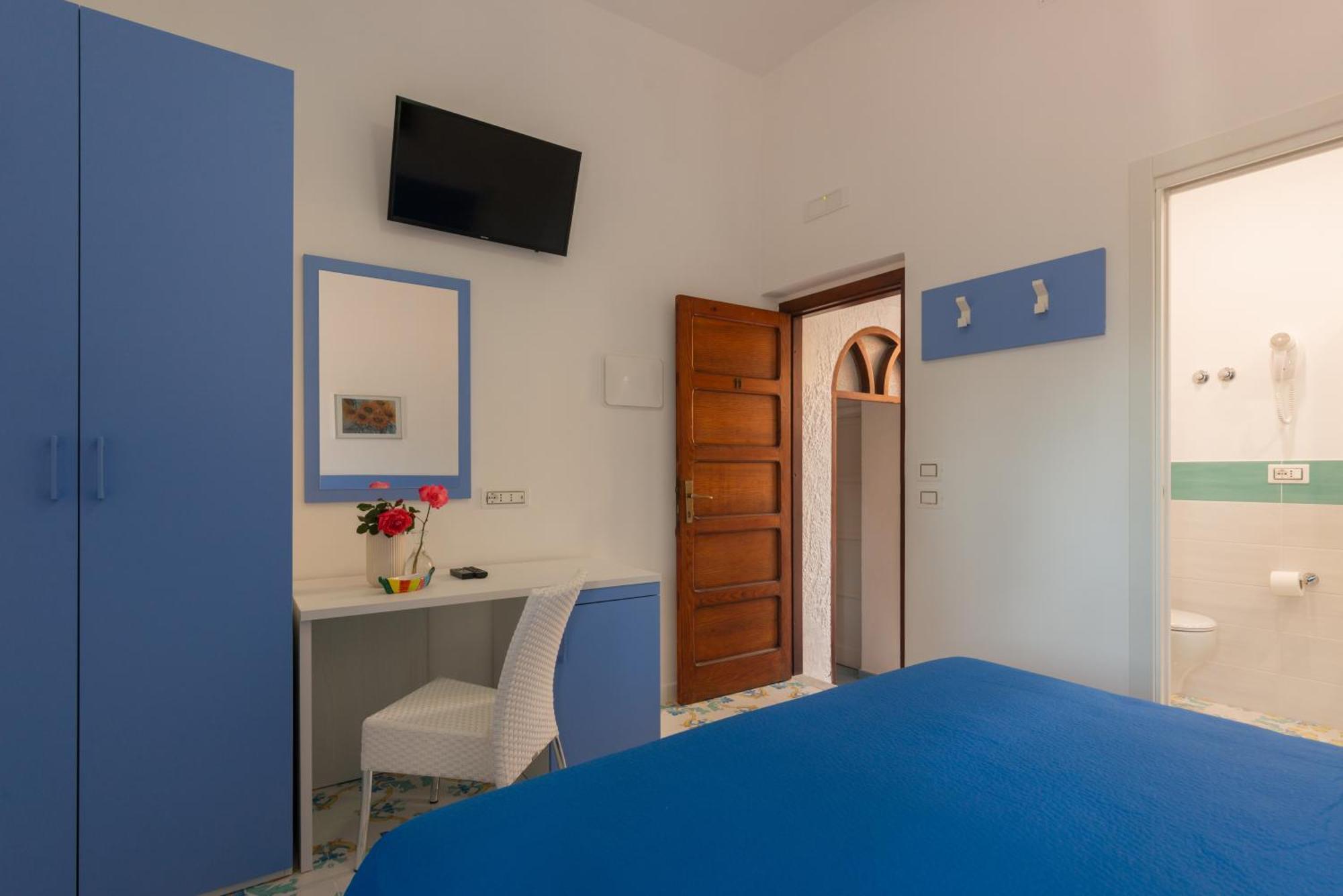 Hotel Villa Sirena Sant'Angelo  Buitenkant foto