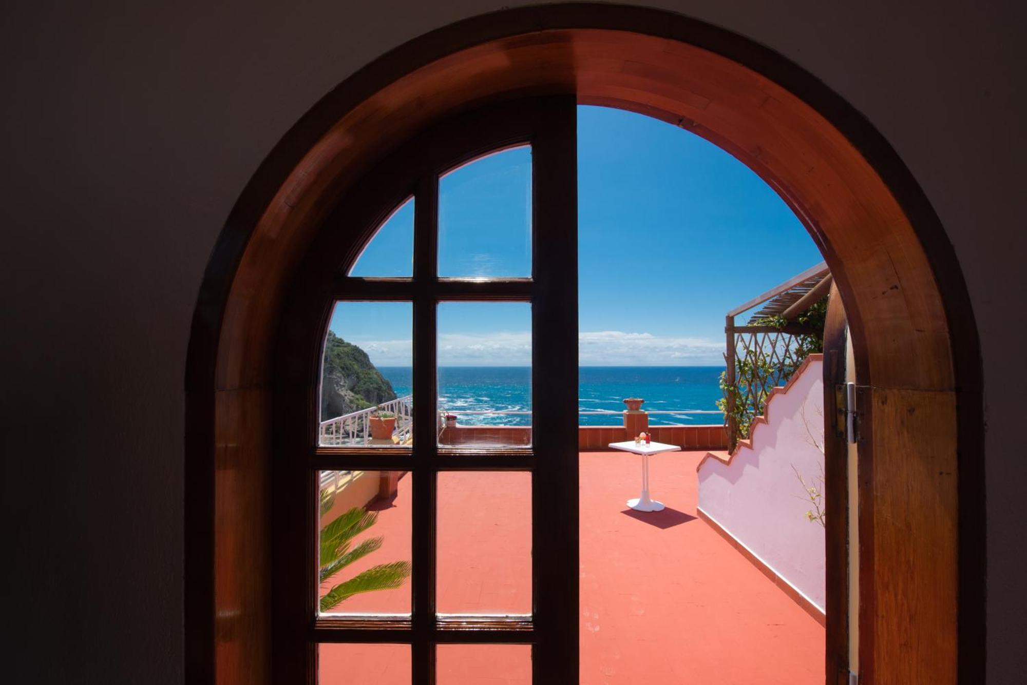 Hotel Villa Sirena Sant'Angelo  Buitenkant foto