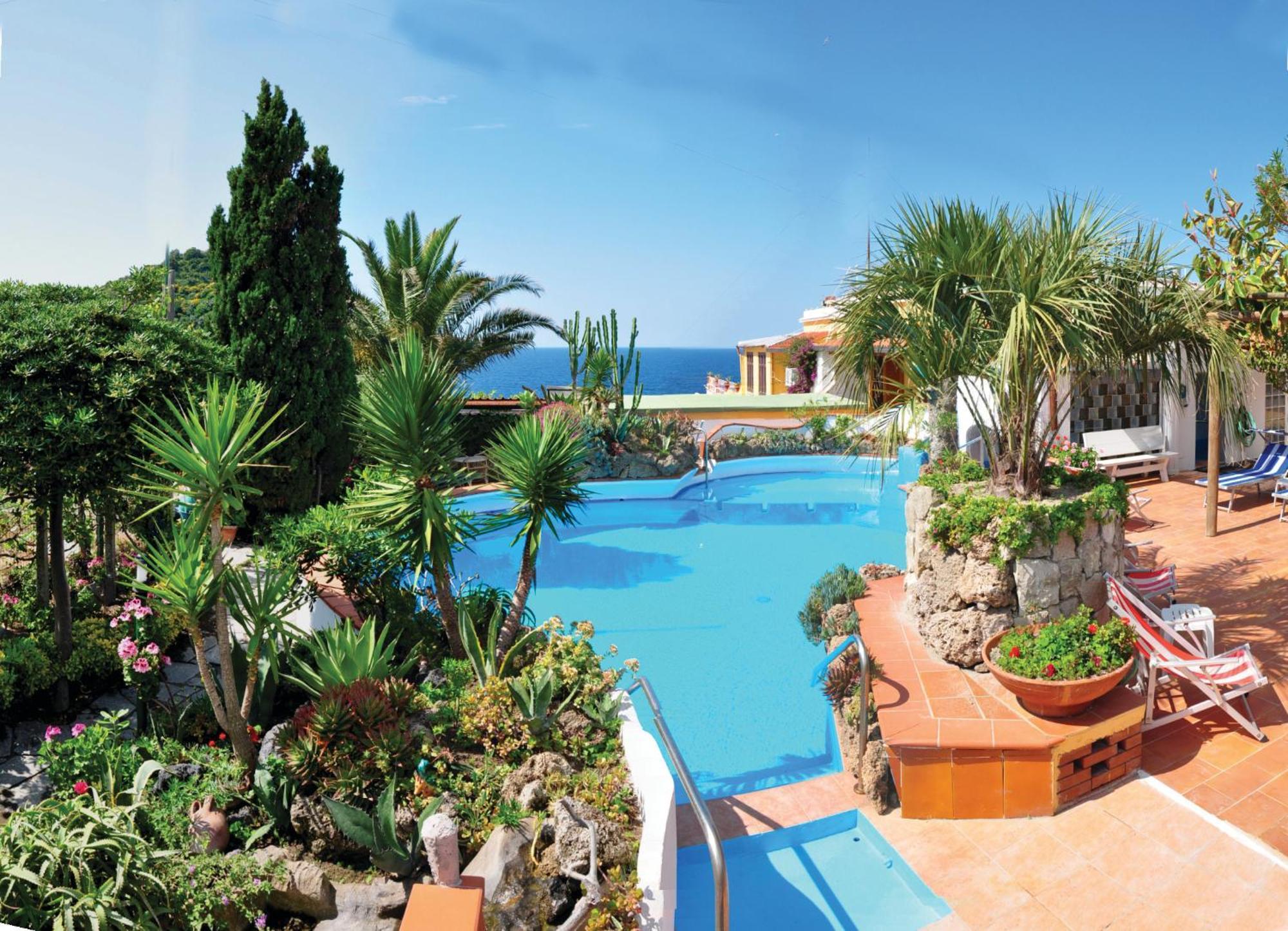 Hotel Villa Sirena Sant'Angelo  Buitenkant foto