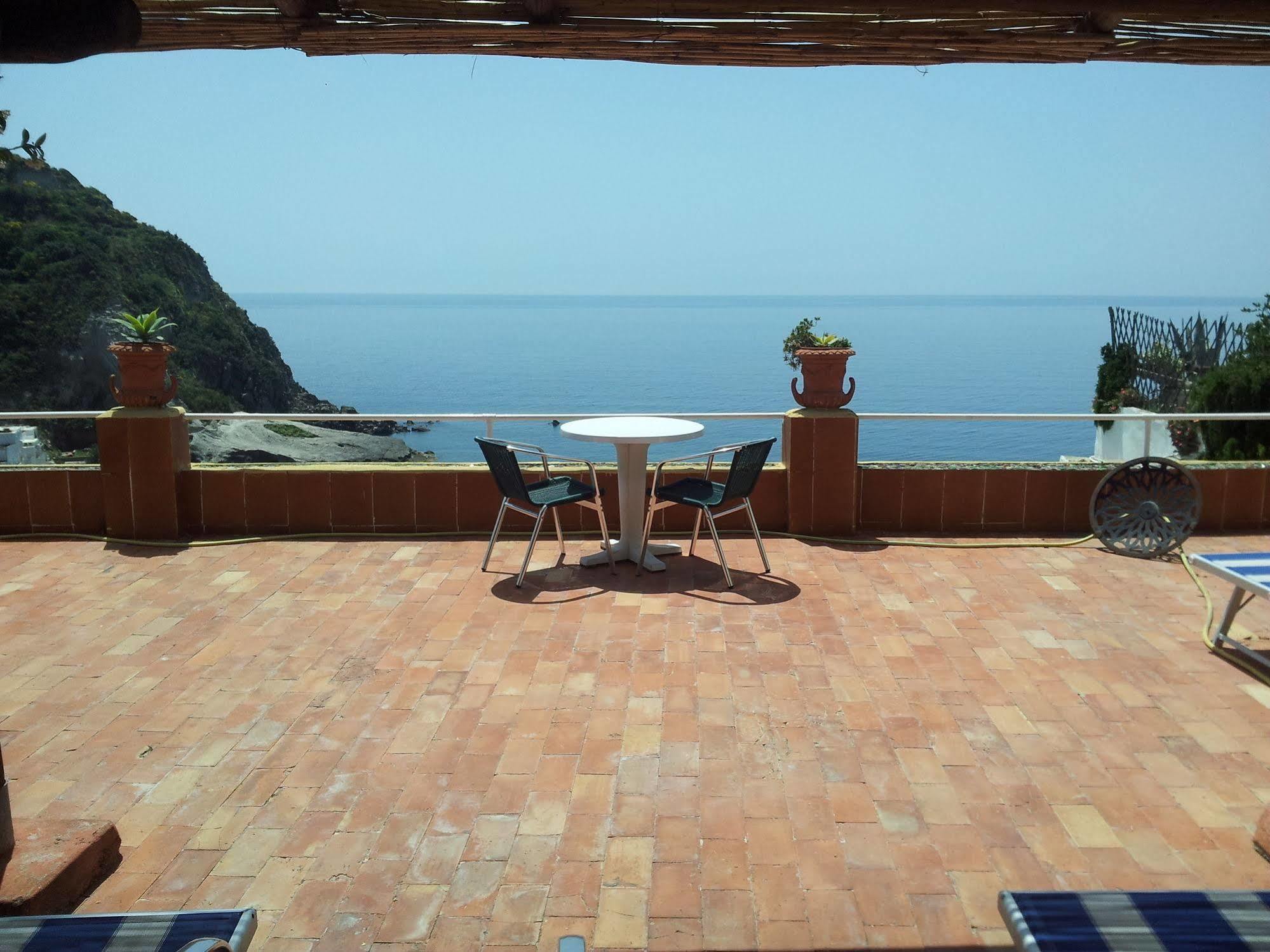 Hotel Villa Sirena Sant'Angelo  Buitenkant foto