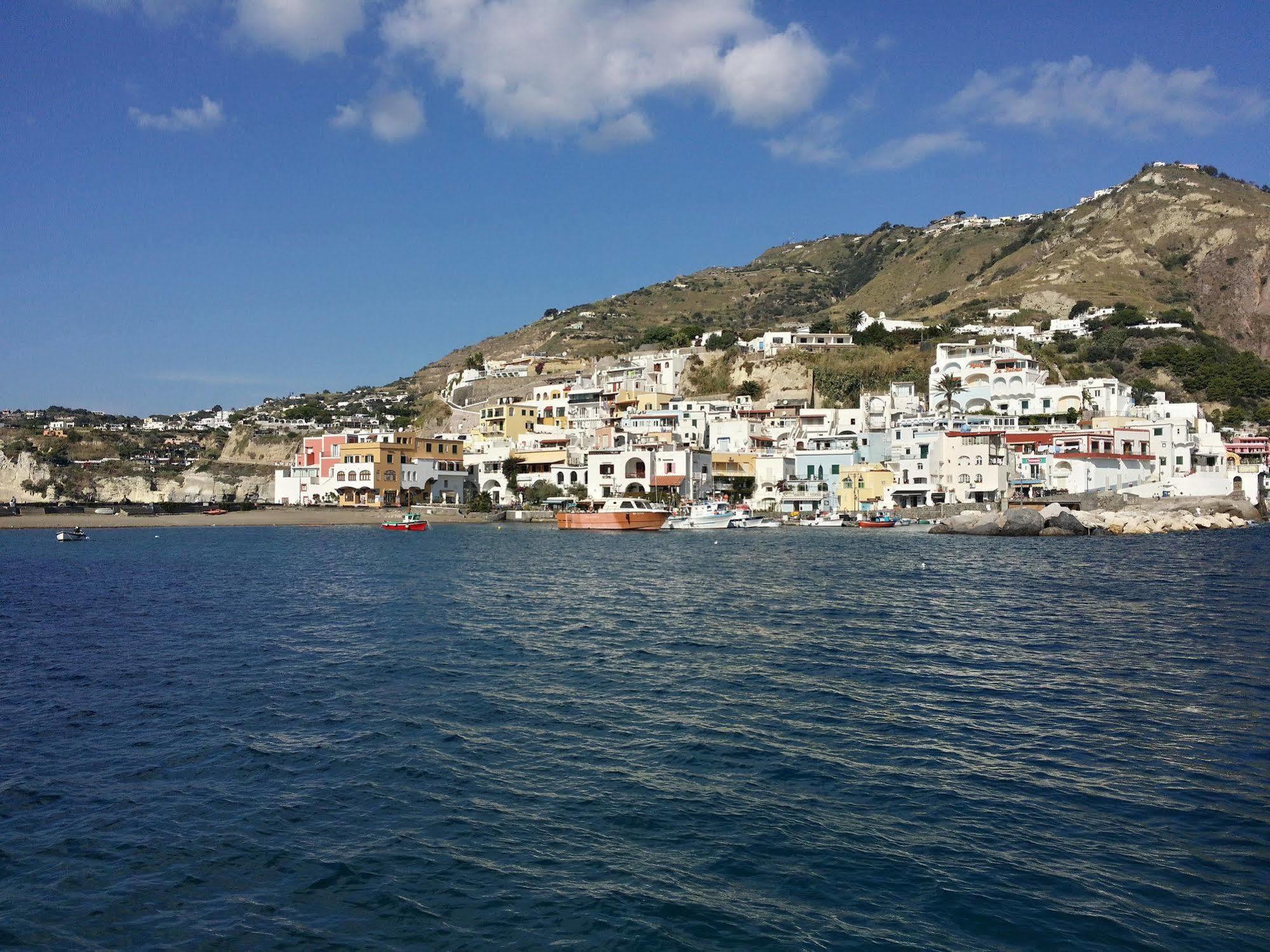 Hotel Villa Sirena Sant'Angelo  Buitenkant foto