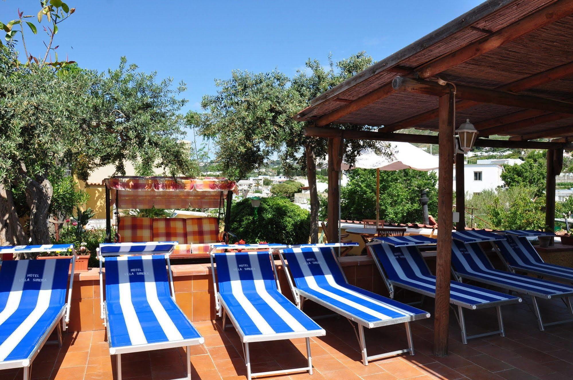 Hotel Villa Sirena Sant'Angelo  Buitenkant foto
